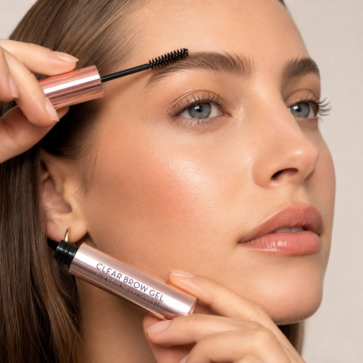 Cejas peinadas con Anastasia Beverly Hills Clear Brow Gel transparente