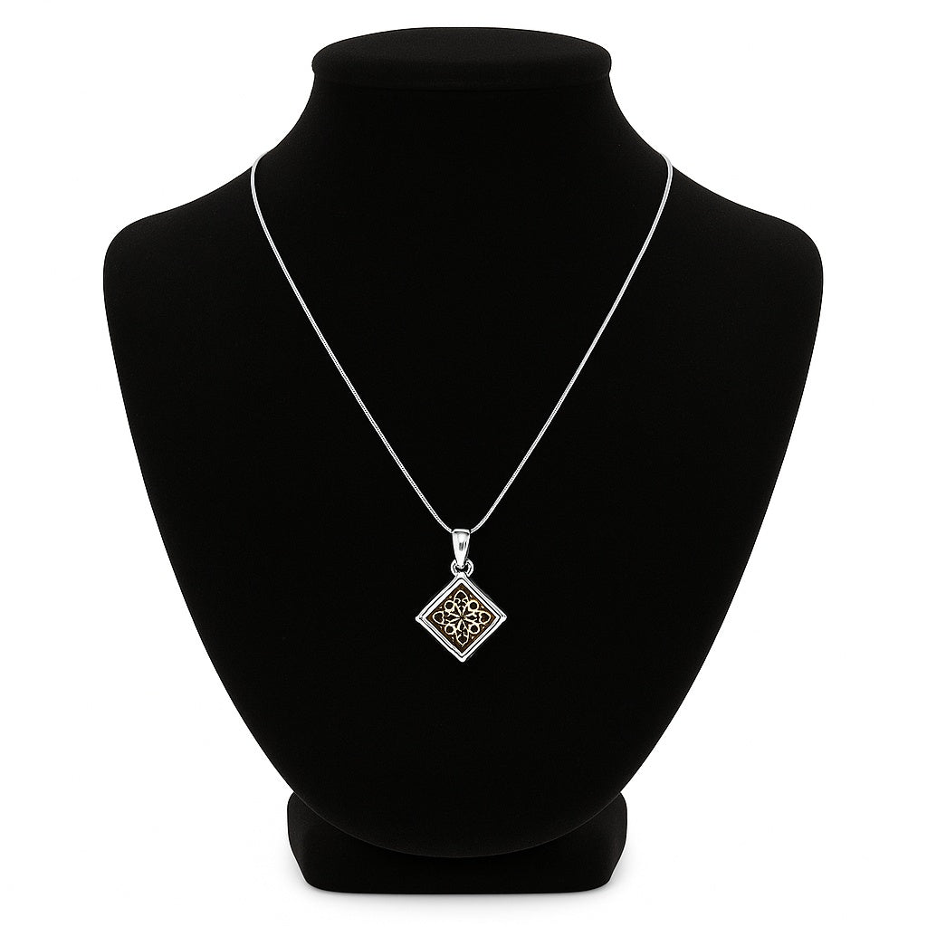 Cadena Delgada con Dije Grabado en Plata 925 IMAGEN FUTURA- Dermocosmetica_belleza_online