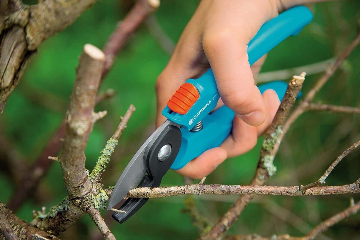 Tijeras de Podar Gardena Classic Bypass modelo 8754 – Corte Preciso de 18 mm Gardena- Dermocosmetica_belleza_online
