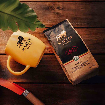 Bolsa de café Marley Coffee One Love molido 100% arábica, tostado medio y contenido de 227 g