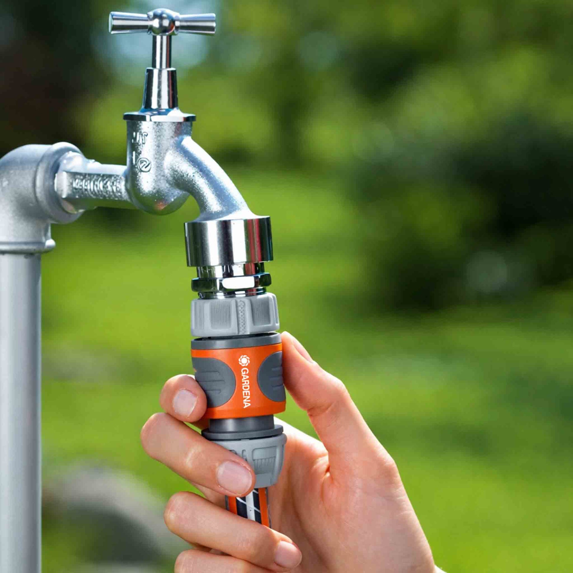 Conector rápido Gardena Aqua Stop para manguera 1/2 a 5/8 pulgadas