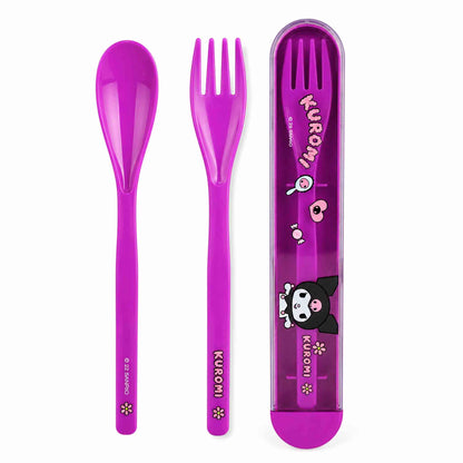 Set de cubiertos Kuromi Sanrio morado con cuchara, tenedor y estuche portátil para lonchera o mochila.