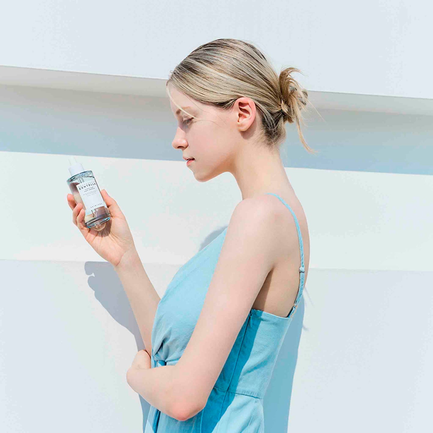 Skin1004 Centella Hyalu-Cica First Ampoule 100 ml Hidratación Profunda