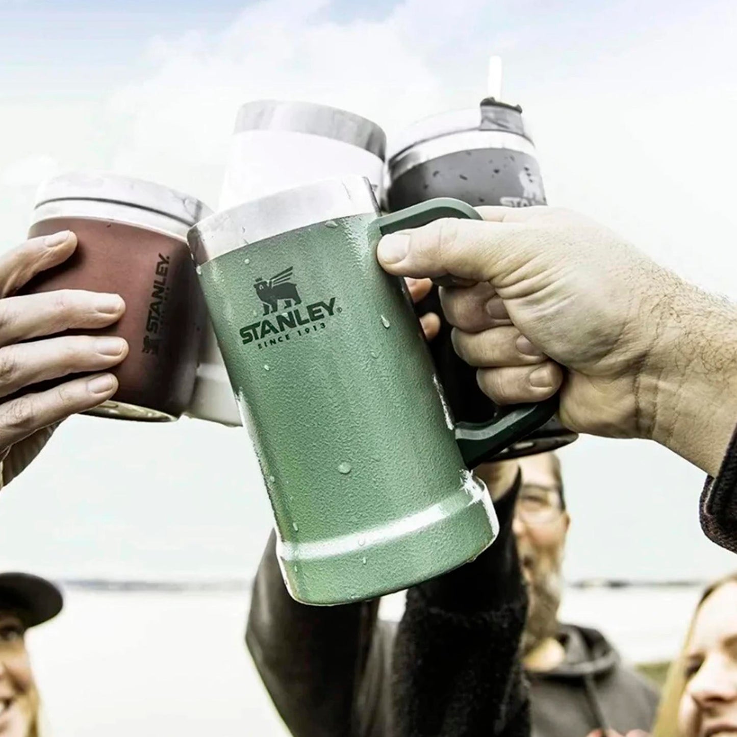 Vaso Stanley Adventure Chop Beer Stein Verde 709ml STANLEY- Dermocosmetica_belleza_online